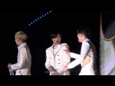 140830 Taemin Beautiful & sooooo cute!!