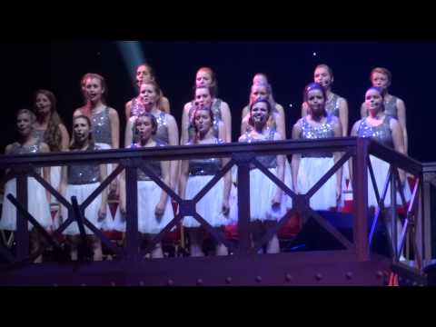 K3 en Studio 100 koor - Waar zijn die engeltjes