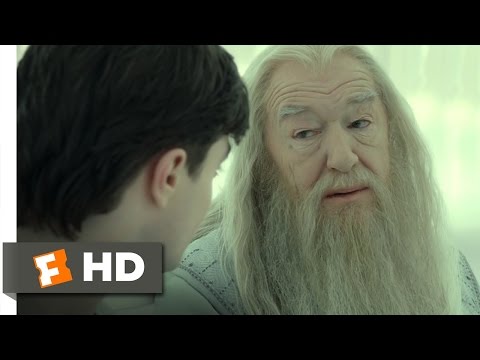 Harry Potter and the Deathly Hallows: Part 2 (4/5) Movie CLIP - King's Cross Station (2011) HD
