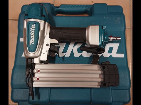 Makita Juostinis šlifuoklis 9911 75 mm video
