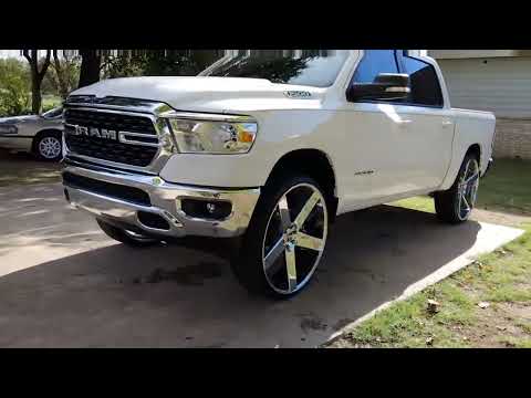 First 2022 Dodge Ram On 30 Dub Ballers....