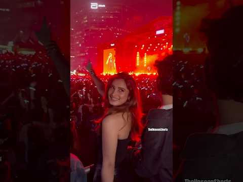 Rasha Thadani n Aaman Devgan in Karan Aujla’s concert in mumbai|The Unseen Shorts #rashathadani