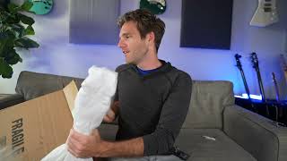 Video thumbnail for Unboxing a Cordoba GK Studio Negra by Sean Daniel