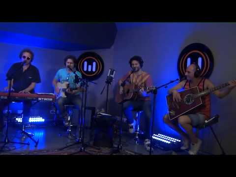 Los Tipitos - Apostar al Amor - Perros de la Calle