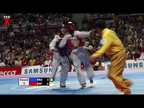 WTF Worlds 2005 Female Middle Weight Semi Final - Natalia Falavigna (Brazil) v A Los Archos (Spain)