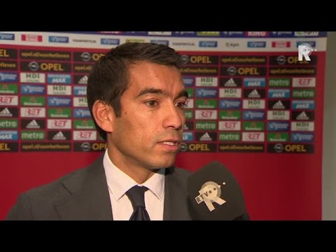 Giovanni van Bronckhorst na afloop van Feyenoord - Olympiakos