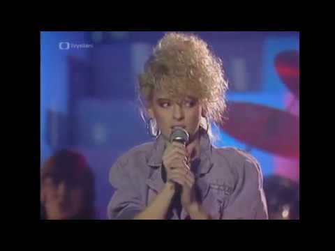 Iveta Bartošová - Dva roky prázdnin