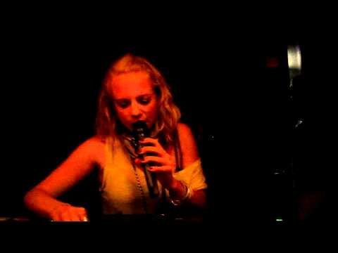 Gia Mellish performing DJ/Vocal set in Amsterdam