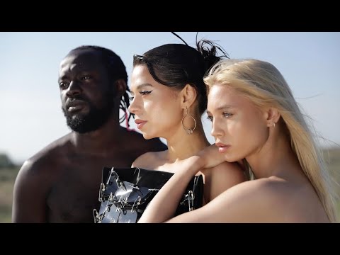 Eugenia Nicolae feat. rimenescu - Gura Lumii | Videoclip Oficial