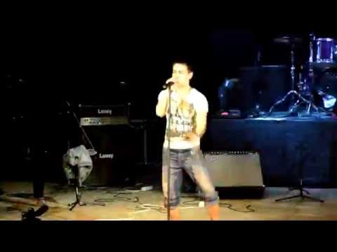 Ricky Martin - La Bomba (cover by Ruslan Kvak)