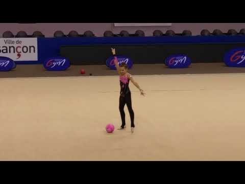 Elia-Nora Laroche GRS - National B 10/11 ans Championnat de France - ballon à Besançon 27/01/2018