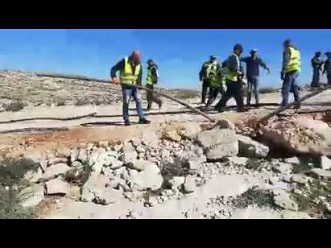 Security forces cut the water line of about 2000 people in Masafer Yatta