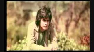 Download lagu Latif Ibrahim - Pertama Kali Ku Jatuh Cinta.wmv mp3