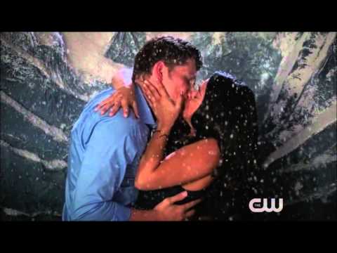 Jane The Virgin - Jane and Michael 2x04 Kiss "Best.Kiss.Ever." HD