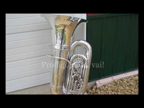 Hino 145 - Pródigo filho, vai! (teclado e tuba Conn 24J)