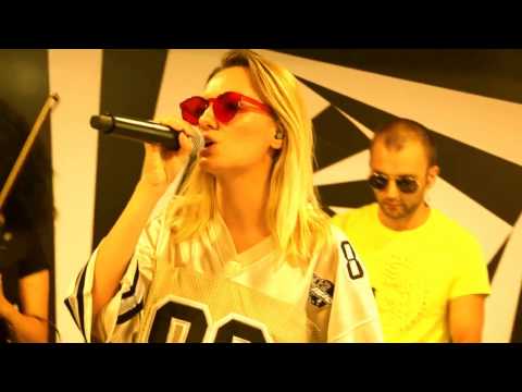 Alexandra Stan feat.  Havana - Ecoute | LIVE on Radio 21