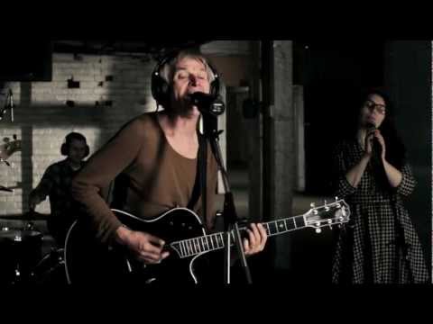 The John Pippus Band - 'Mean Hearted Woman' (Official Live Video)