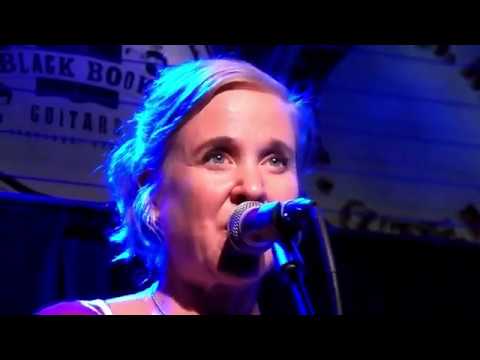 download lagu mp3 mp4 Kristin Hersh Crooked Cd, download lagu Kristin Hersh Crooked Cd gratis, unduh video klip Kristin Hersh Crooked Cd