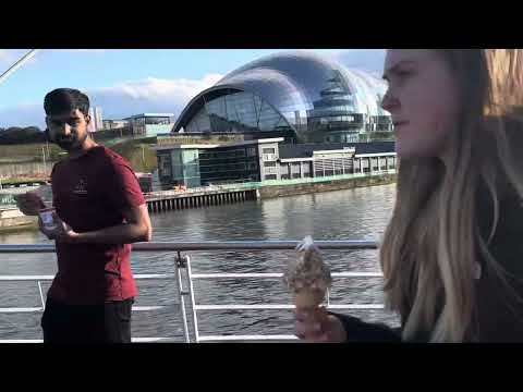 7 Bridges Of Newcastle / Gateshead Baltic Contemporary Art  Building