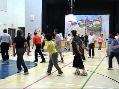 Israeli dance in Toronto - "Im Tirzi Lad'at"