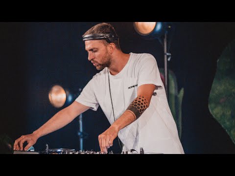 LUKINS - The Reason Y #saveyourculture (live DJ Set @ Theater Waggon Komödianten)