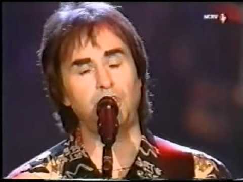 Chris de Burgh - A Woman's Heart Live with orchestra