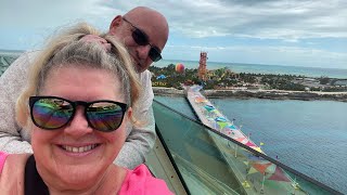 We met an old friend at Perfect Day at CocoCay from the Voyager of the Seas or is it the Icon?