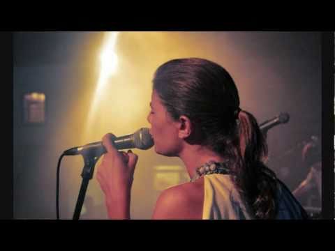 Cantiga De Embalar Jovens Adultos video