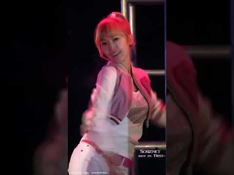 【Jessica】100206 SNSD - 少女時代 (Girl's_Generation) Show! Show! Show! @  Oak Valley Winter Festival by First