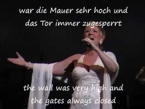 Carin Filipčić - Gold von den Sternen (Mozart!)
