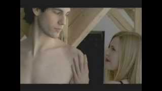 Si je reste (un peu) Music Video