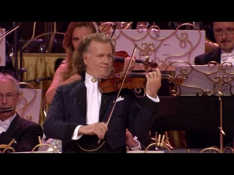 André Rieu Plays a Magnificent Funiculi Funicula!