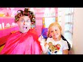 Diana And Roma Interact With Fun Exhibits At The Museum
