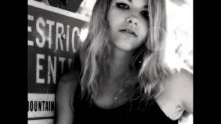 Katy Rose - Splinters (w/ Lyrics)