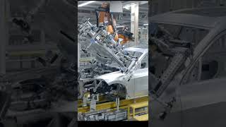 Download lagu perakitan mobil di pabrik BMW mp3 Download lagu perakitan mobil di pabrik BMW mp3