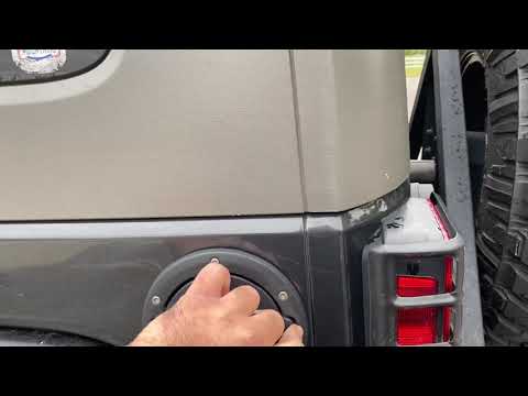 YouTube video about: How to reset gas cap light on jeep wrangler?