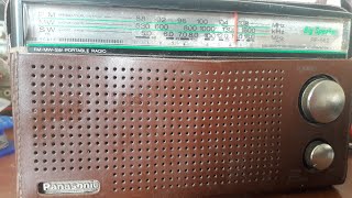 Panasonic RF 562 radio