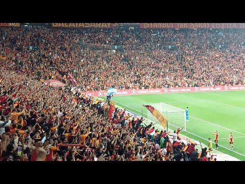 İCARDİ GOLÜ ATIYOR AŞKIN OLAYIM STADI İNLETİYOR! (Galatasaray-Fenerbahçe tribün çekim)