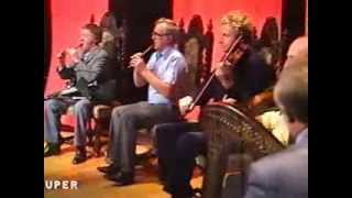 Irish traditional music : "The Chieftains" play " O'Sullivan's March"