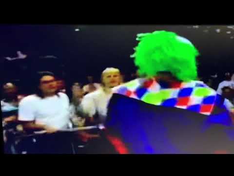 Bruce Hart actually thought this was going to be confetti, rib was set up by Owen “The Menace” Hart