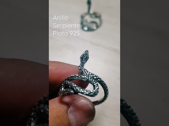 Vídeo relacionado con DAZZLUXE Juego de 24 Anillos Vintage de Plata, Ajustables, Unisex, Punk, Góticos, Diseño de Serpiente, Metal