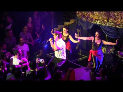 ESCKAZ in London: Kurt Calleja (Malta) - Shake It (London Eurovision)