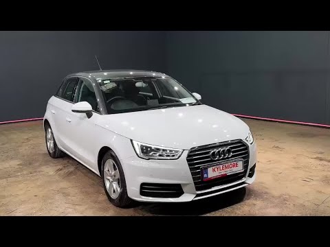 Audi A1 1.0 AUTOMATIC - FACTORY ALLOYS - TWO TONE - Image 2
