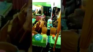 Download lagu video lucu bencong nyanyi sambe jatoh mp3