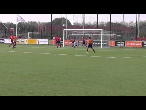19 oktober 2013 VV De Meern A1 - Roda '46 A1 beker 4-3 Op de lat en niet over de lijn