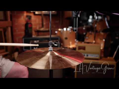 Paiste 2002 Sound Edge 14” Hats  968 Grams - $395.