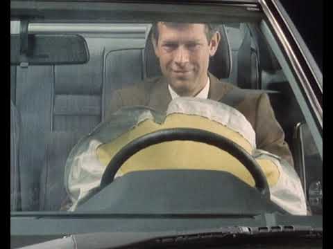 VID7893 01 copyright Mercedes-Benz AG - 30 Jahre Unfallversuche bei Mercedes-Benz