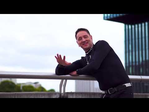 RAJMUND - Za Twój Uśmiech Kochanie (Oficjalny Teledysk 2025 r.)