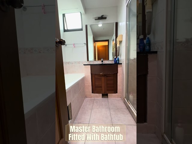 3 Bed Executive Condo for Sale in Eastvale - Image 20