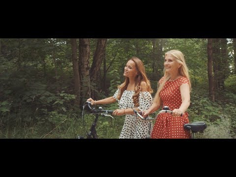 RASA STOŠKUVIENĖ ir LAURA REMEIKIENĖ - Namai, kur tebelaukia